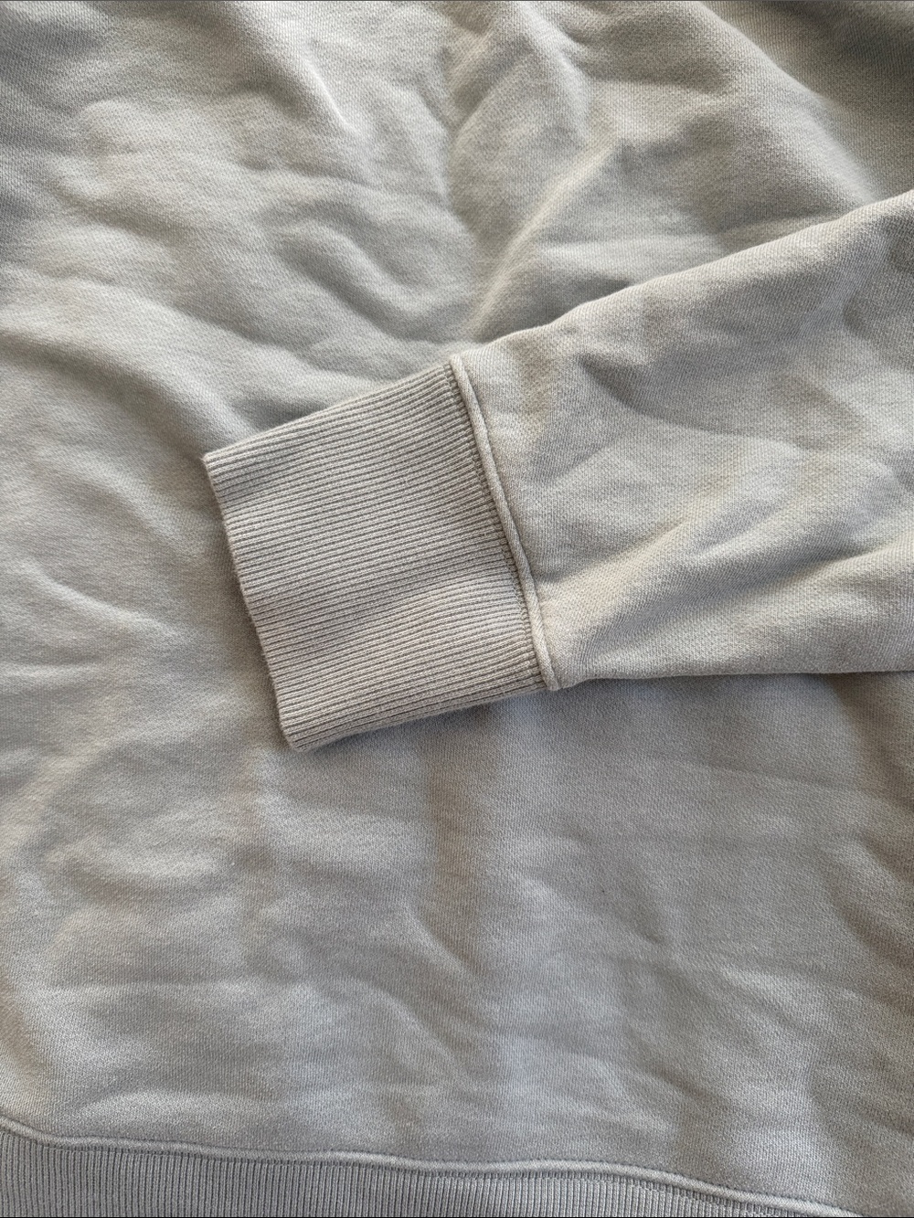 Vuori Long Crew Neck in Light Blue - Picture 4 of 4